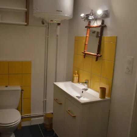 La Rose Tremiere * Joinville